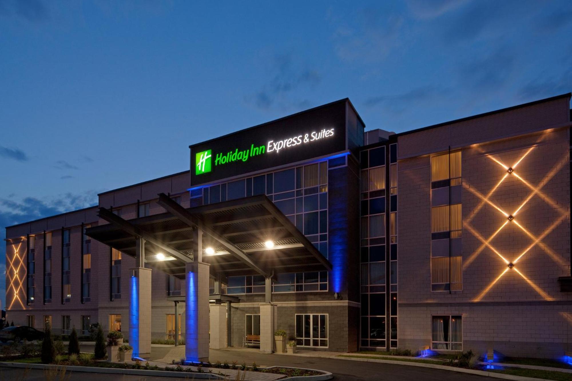 Holiday Inn Express Hotel & Suites Saint - Hyacinthe By Ihg Bagian luar foto