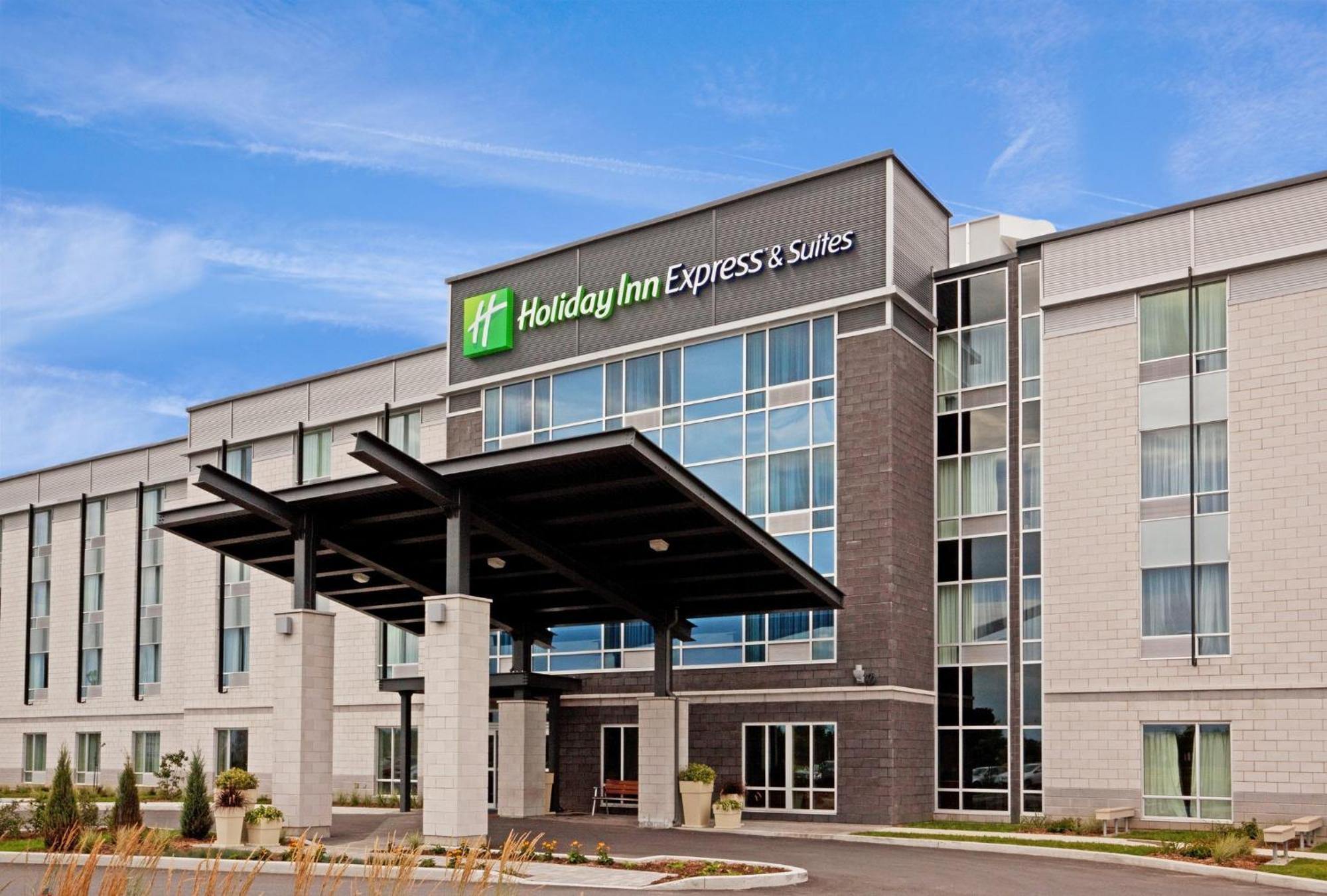 Holiday Inn Express Hotel & Suites Saint - Hyacinthe By Ihg Bagian luar foto
